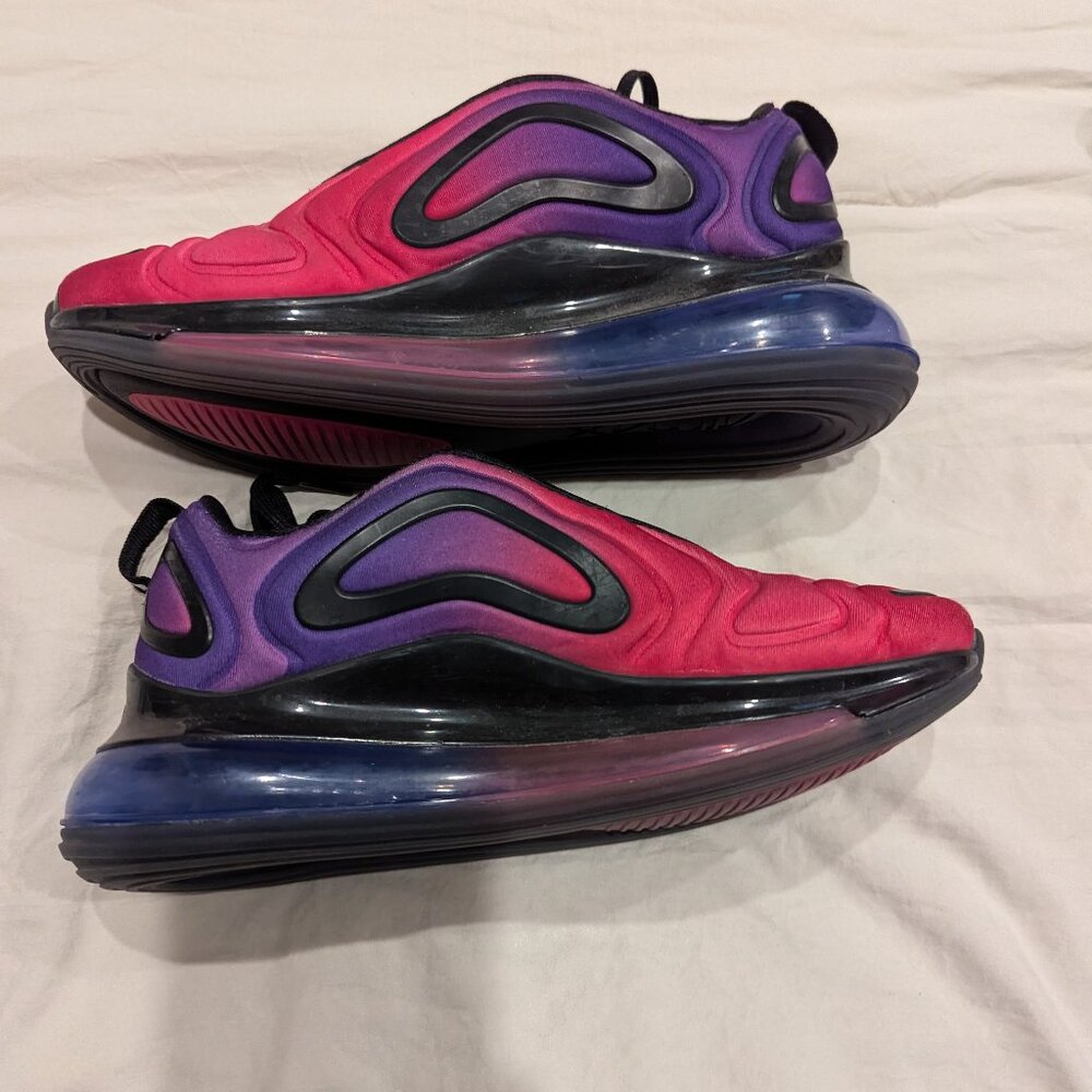 Women's Nike AirMax 720- Pink and Purple
